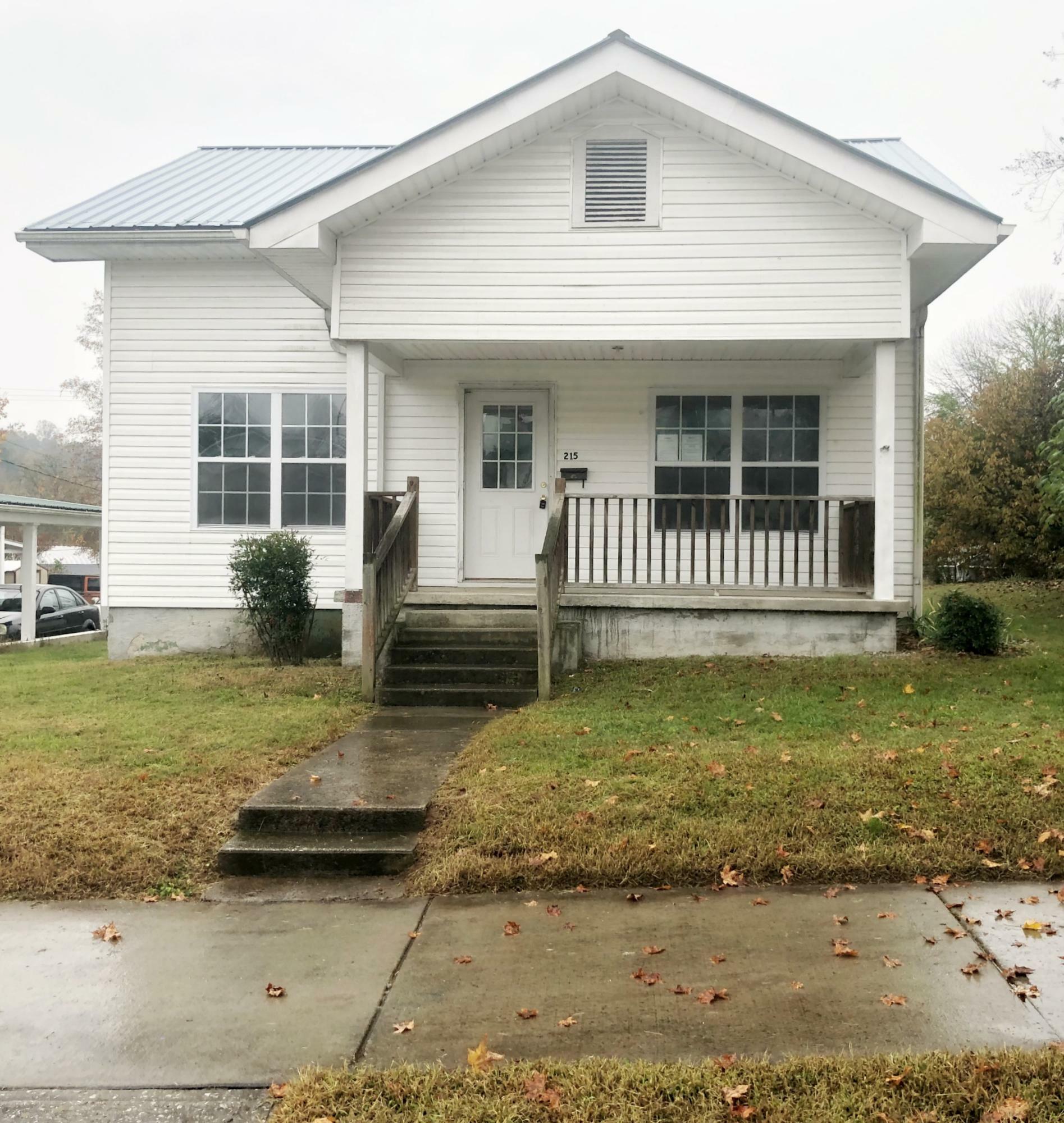 Property Photo:  215 Walden Ave  TN 37748 