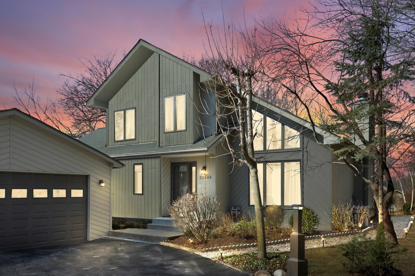 Property Photo: 22544 West Lillian Place IL 60002