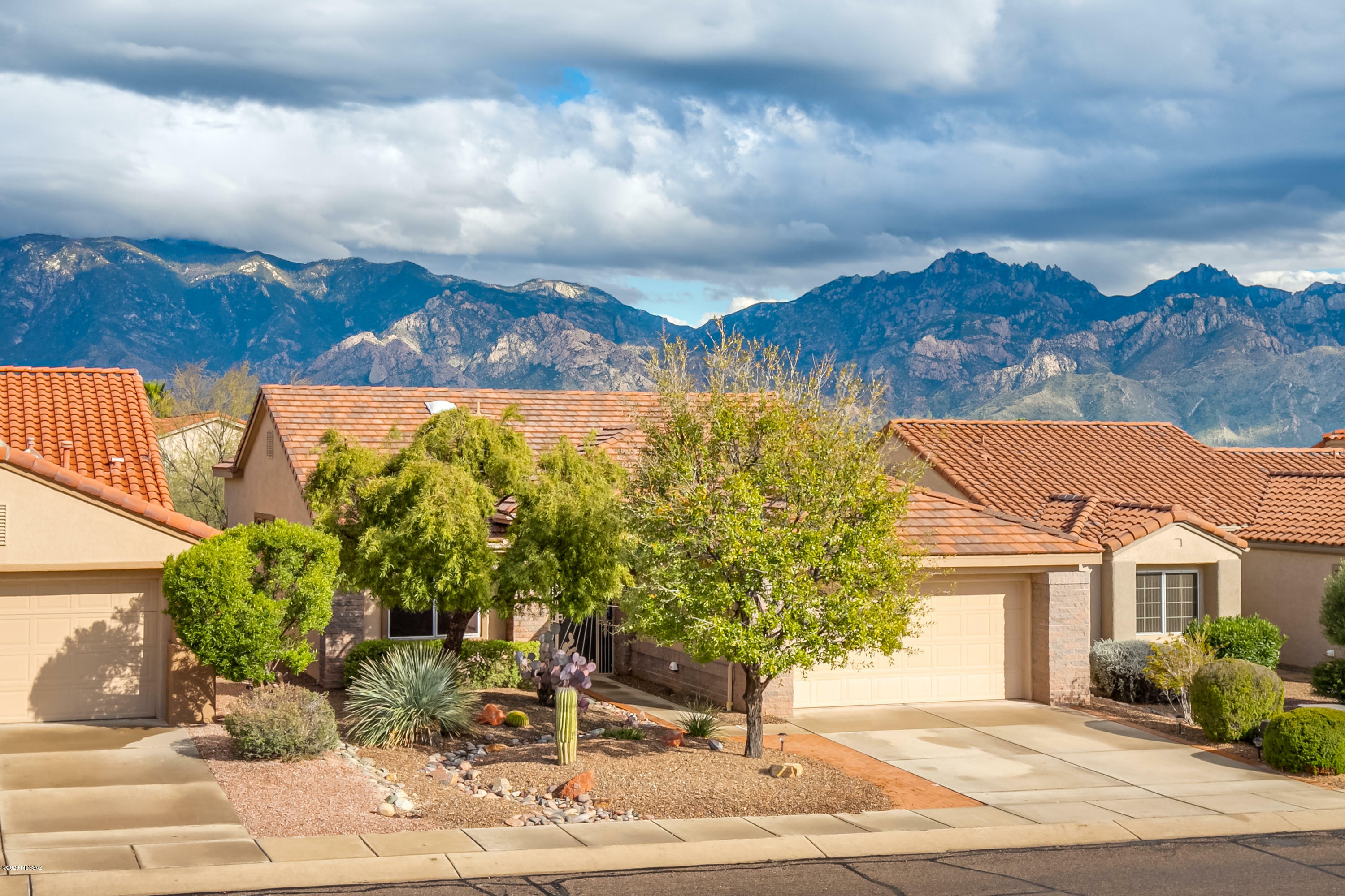 Property Photo:  14124 N Willow Bend Drive  AZ 85755 