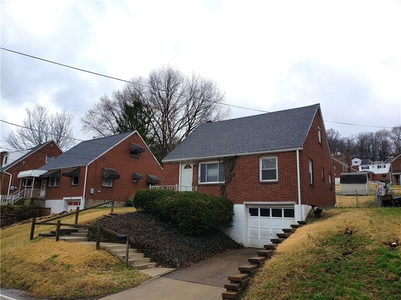 Property Photo: 425 Agnew Rd PA 15644