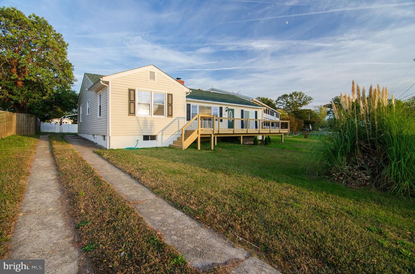 Property Photo: 204 Monroe Bay Avenue VA 22443