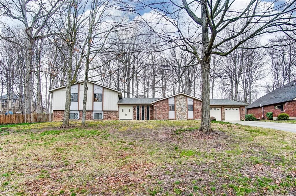 Property Photo:  2942 Stauffer Drive  OH 45434 