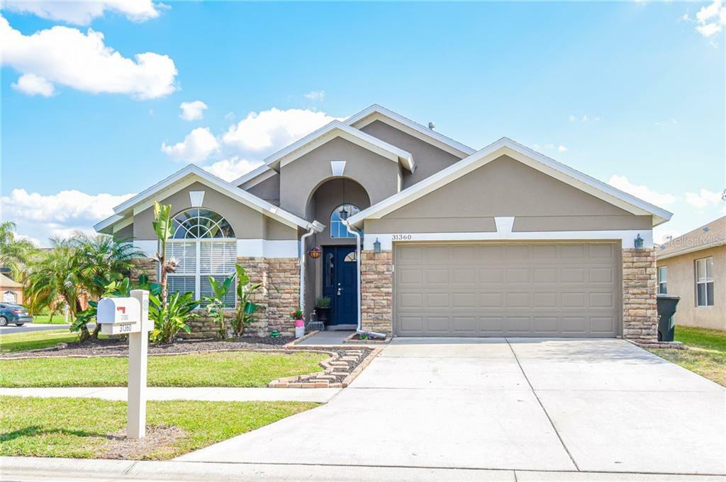 Property Photo: 31360 Kirkshire Court FL 33543