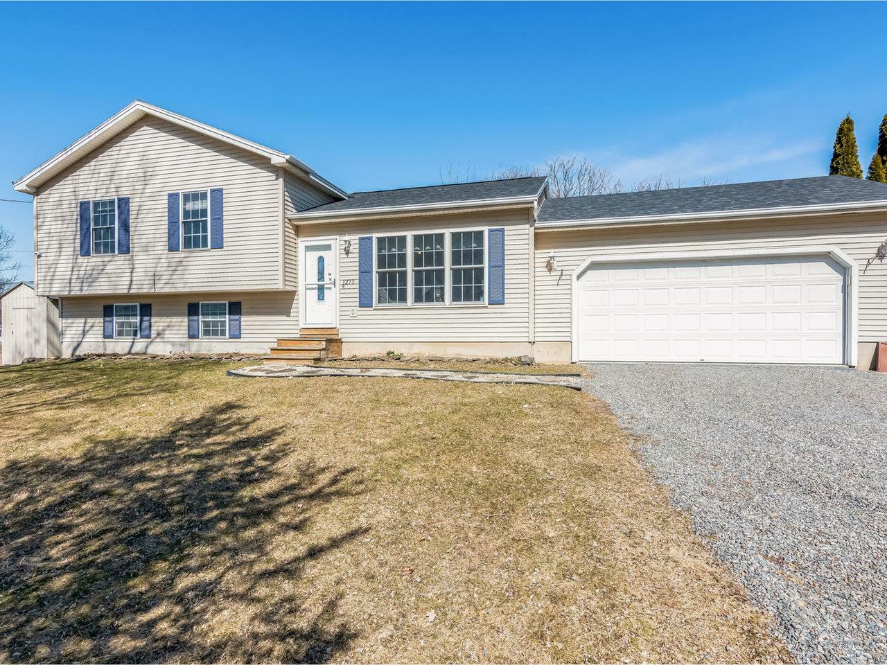 Property Photo: 1277 Lake Road VT 05468
