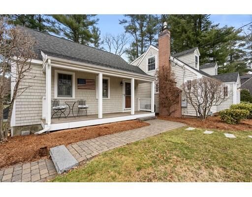 Property Photo:  75 School St  MA 02090 