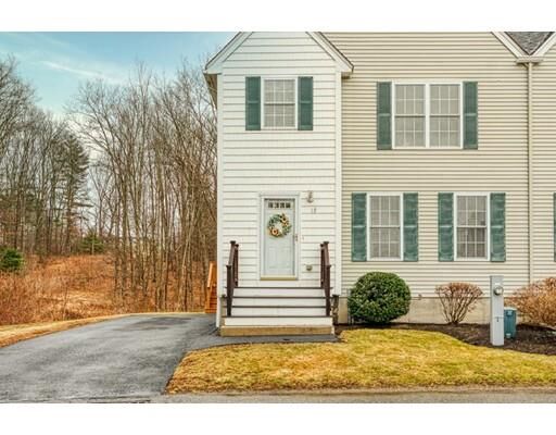 Property Photo:  19 Lindsays Way 19  MA 01834 