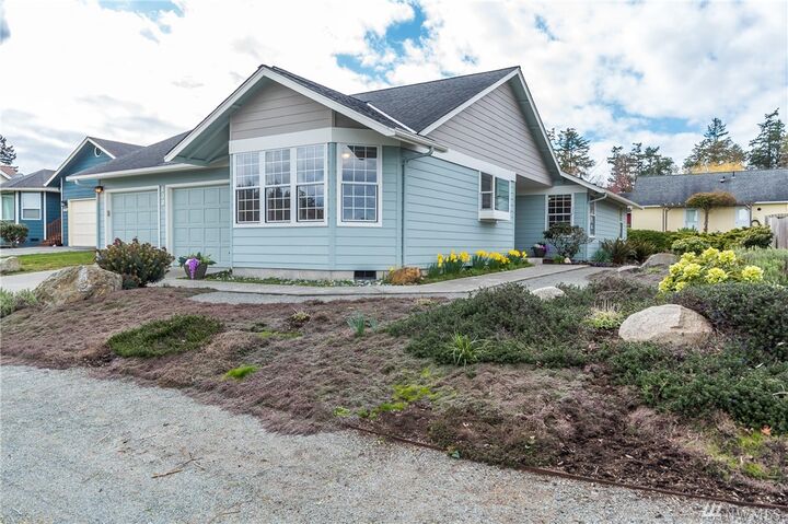 Property Photo: 630 NW Krueger Street WA 98239