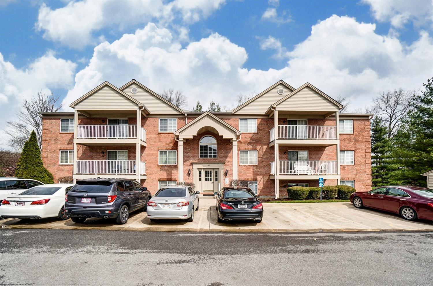 Property Photo: 3180 Preserve Ln 3C OH 45239