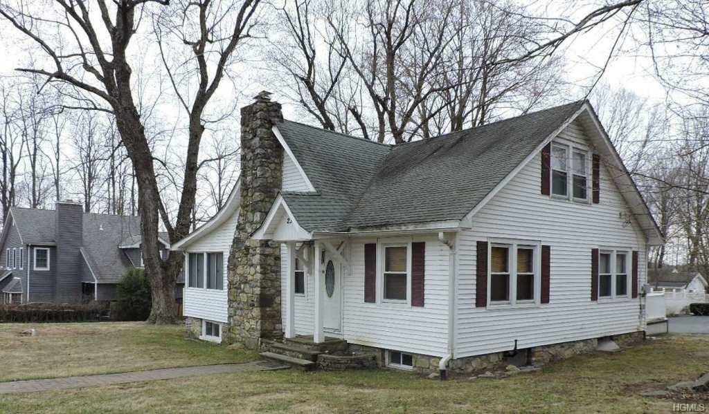 Property Photo:  233 Varro Road  NY 10598 