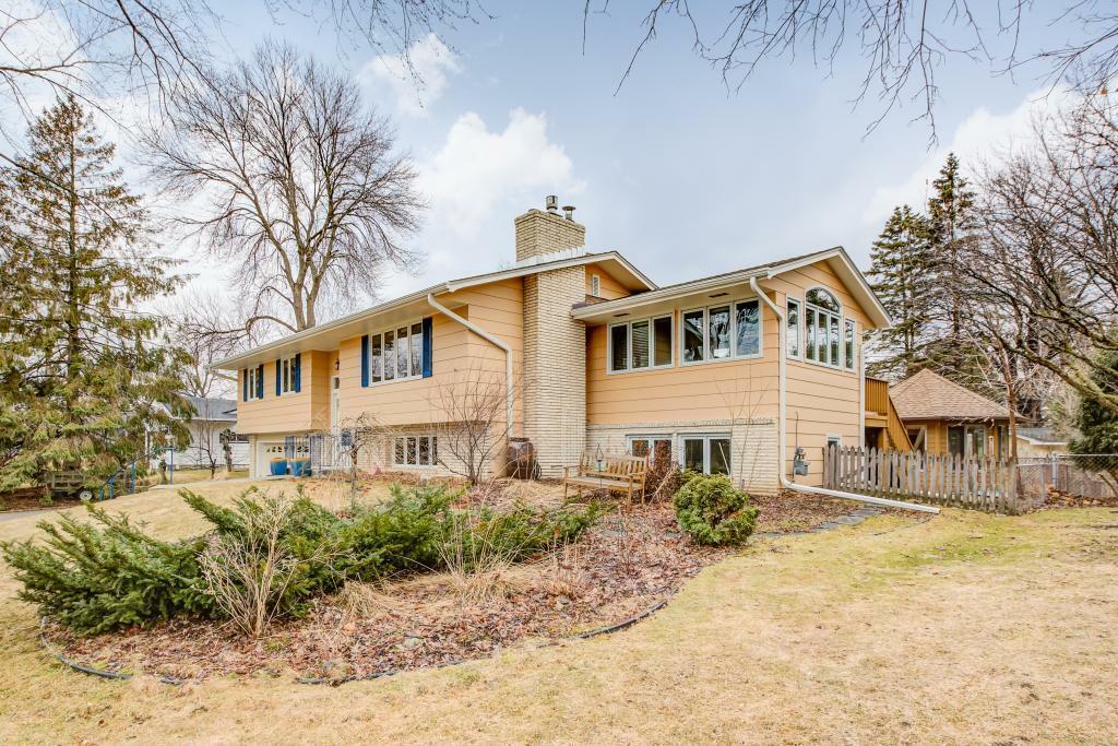 981 Arbogast Street  Shoreview MN 55126 photo