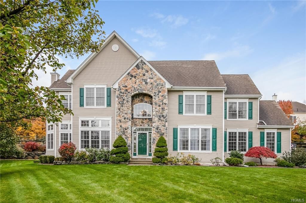 Property Photo: 5 Elgin Court NY 10930