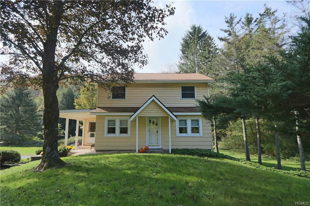 Property Photo:  6 Dahlia Road  NY 12758 