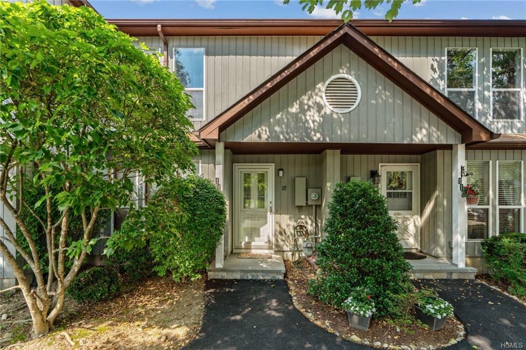 Property Photo: 117 Hemlock Circle NY 10566