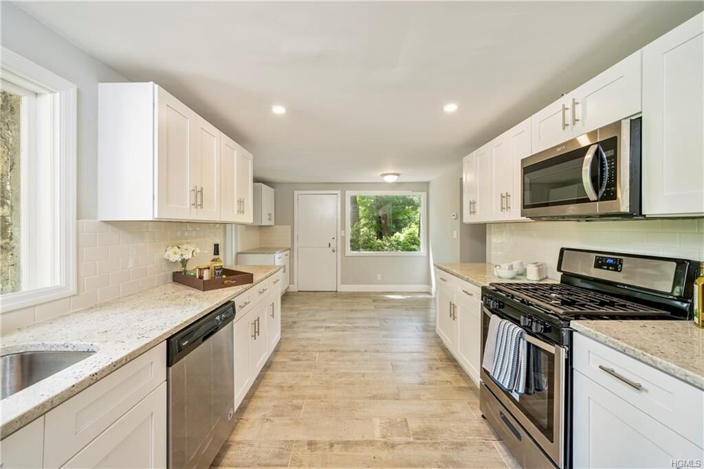 Property Photo: 62 Somerstown Road NY 10562