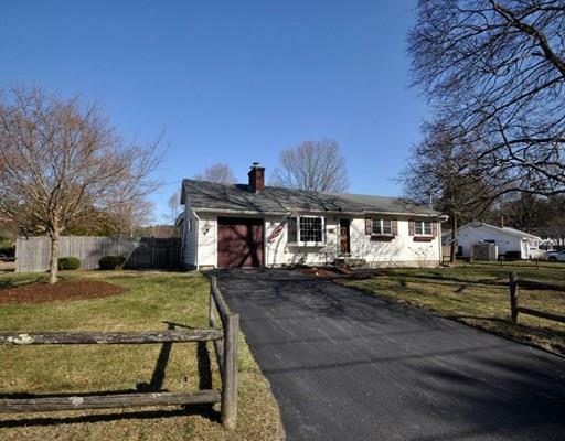 Property Photo: 54 Kensington Dr MA 01824