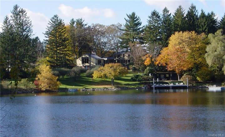 14 Spruce Hill Road  Armonk NY 10504 photo