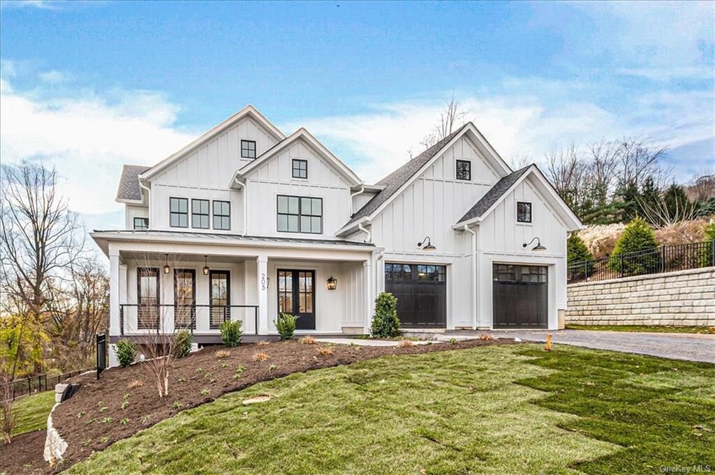 Property Photo: 205 Wanamaker Lane NY 10960