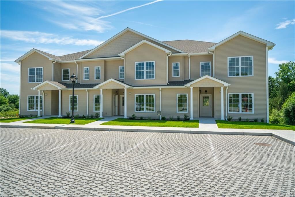 Property Photo: 3103 Pankin Drive 3103 NY 10512