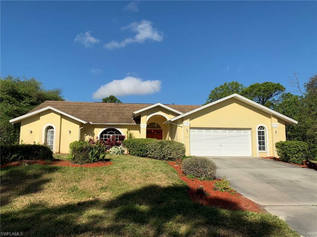 Property Photo:  730 Clemwood Avenue S  FL 33974 