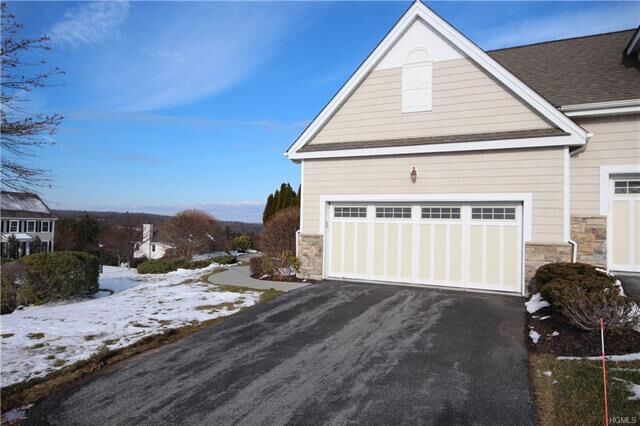 Property Photo:  1 Pinehurst Circle  NY 10950 