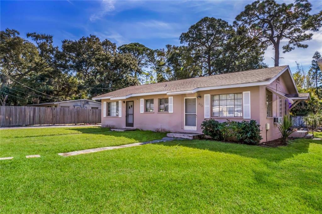 Property Photo:  878 &Amp 884 Highland Street  FL 34234 