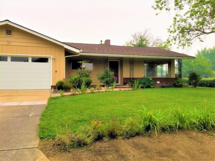 889 Morrison Avenue  Medford OR 97504 photo