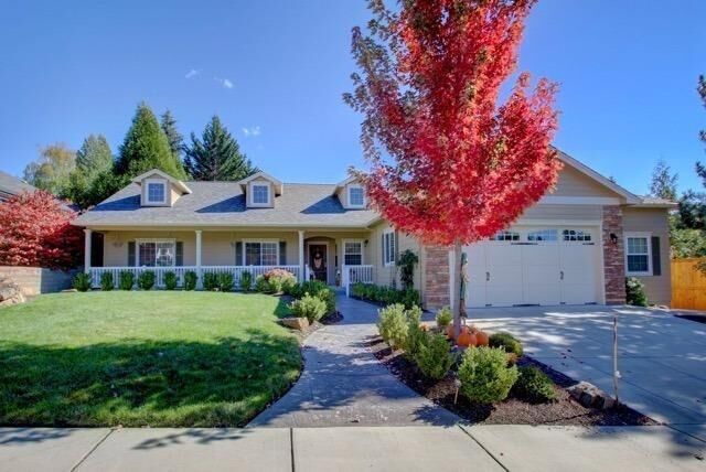 1540 Cypress Point Drive  Medford OR 97504 photo