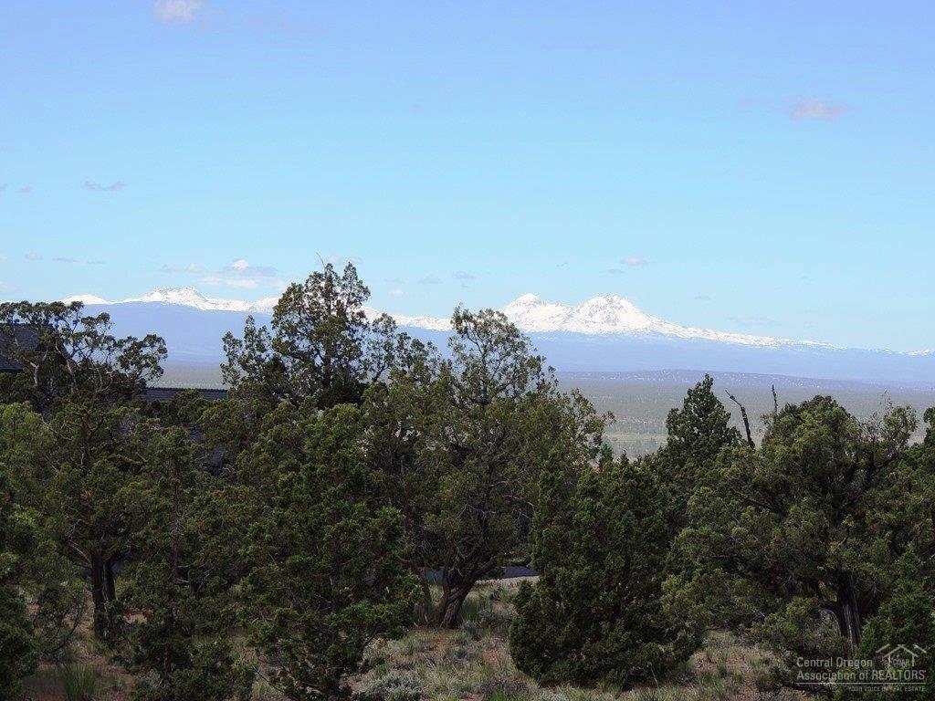 Property Photo:  15141 SW Hat Rock Loop  OR 97753 