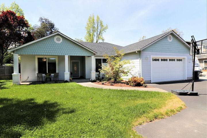 2240 Spring Street  Medford OR 97504 photo