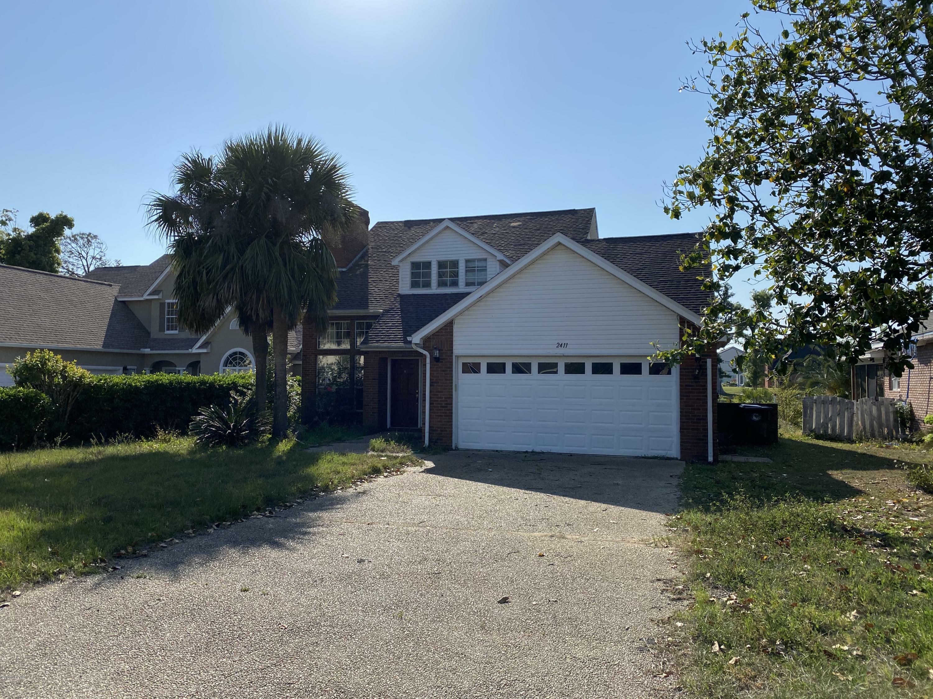 Property Photo: 2411 Country Club Drive FL 32444
