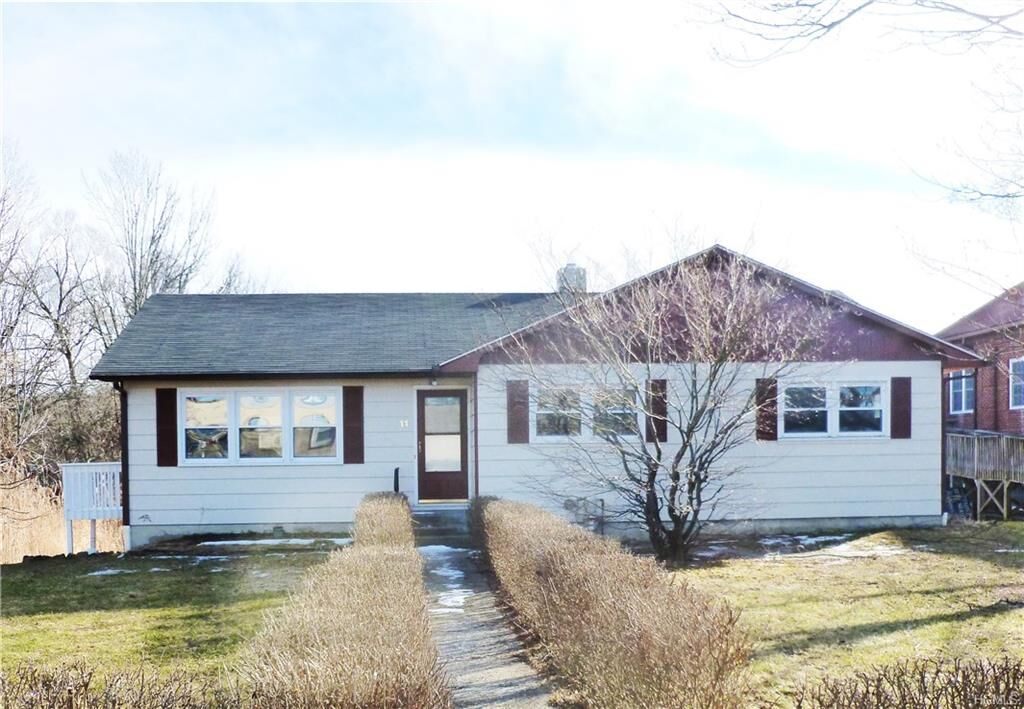 Property Photo:  11 Roosevelt Avenue  NY 10921 