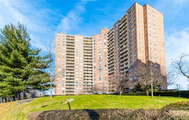 Property Photo:  5900 Arlington Avenue 7L  NY 10471 