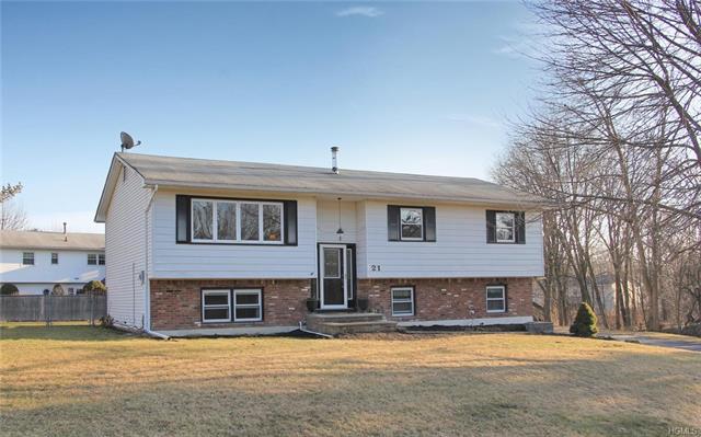 Property Photo:  21 Ben Lomond Drive  NY 10941 