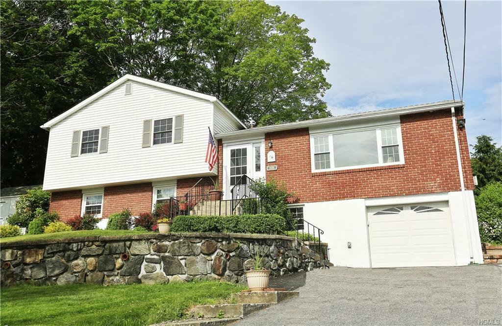 Property Photo:  25 Lynwood Road  NY 10567 