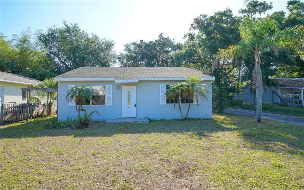 Property Photo:  710 16th Avenue W  FL 34221 