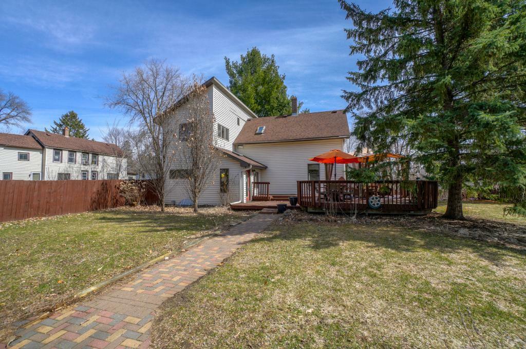 Property Photo:  518 Holcombe Street S  MN 55082 