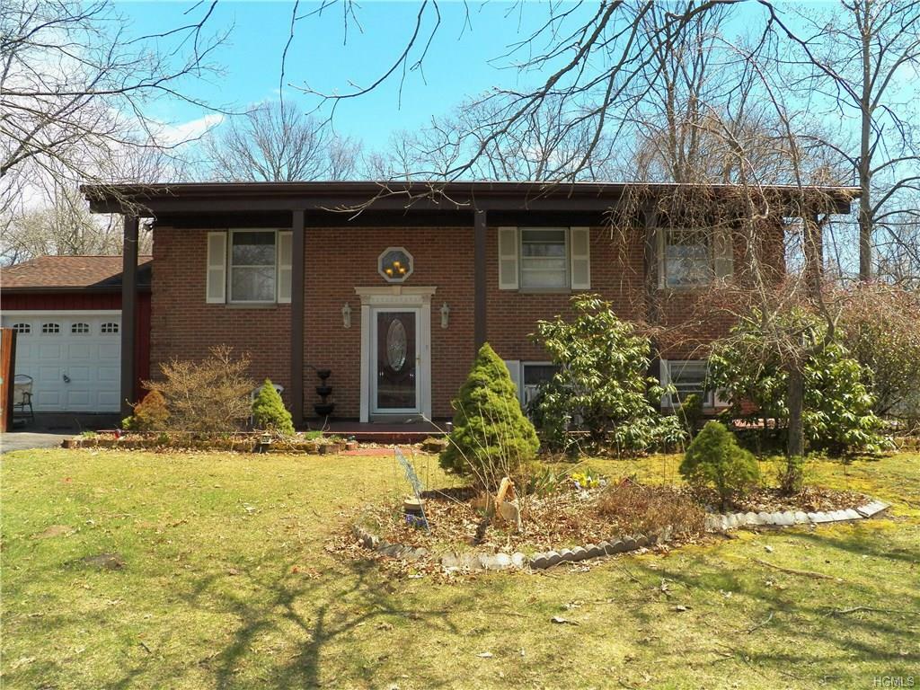 Property Photo:  182 N Fletcher Drive  NY 12550 