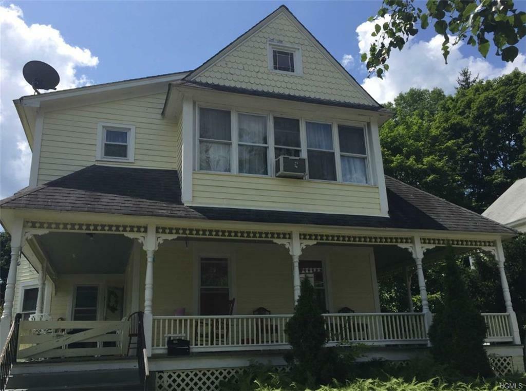 Property Photo:  27 Eagle Valley Road  NY 10974 