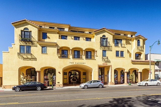Property Photo:  130 N Garden Street 1210  CA 93001 