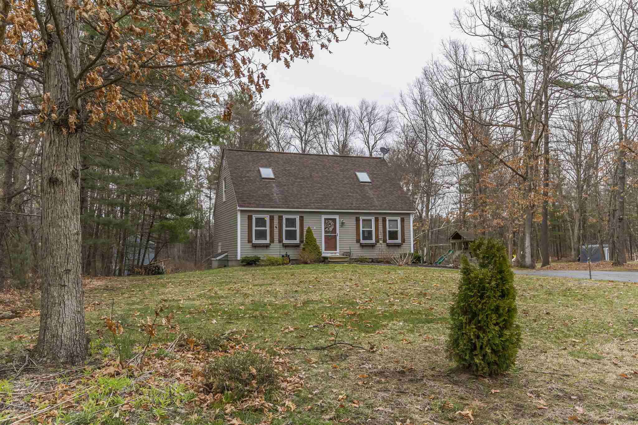 Property Photo:  35 Chase Brook Circle  NH 03052 