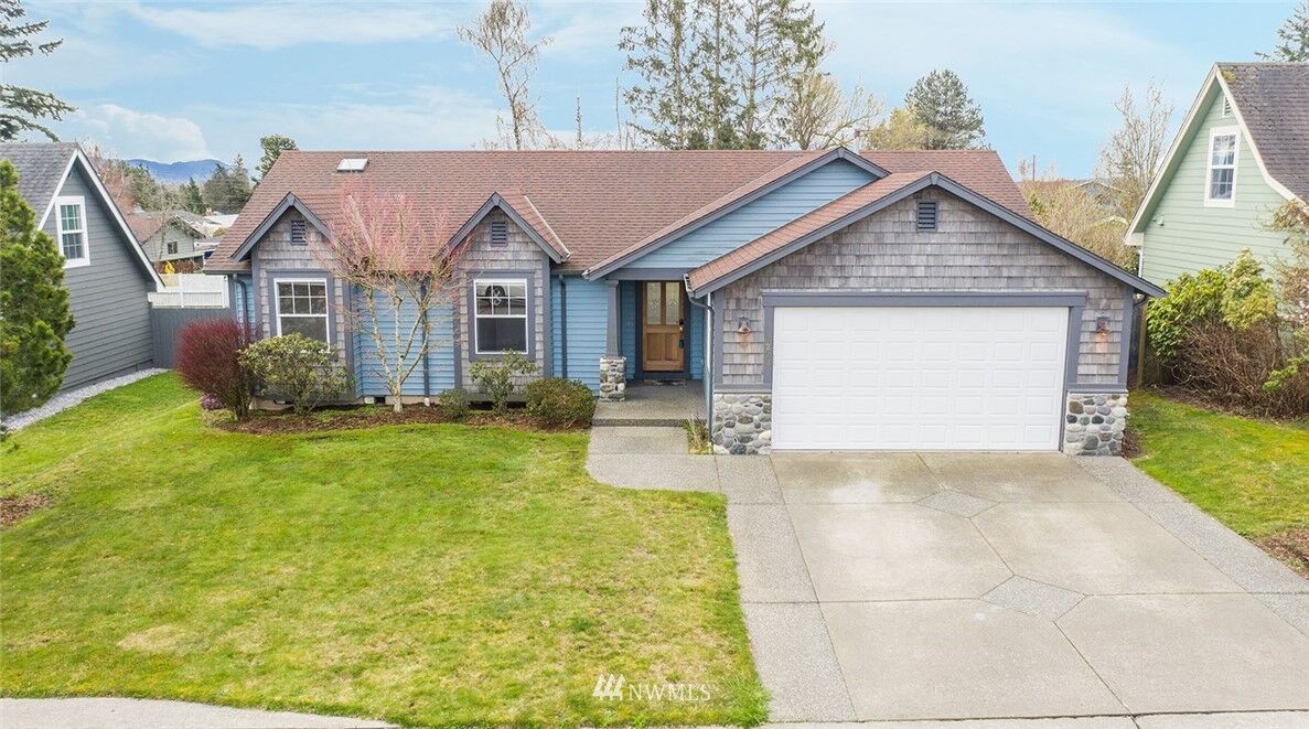 Property Photo: 2223 Gardiner Drive WA 98248