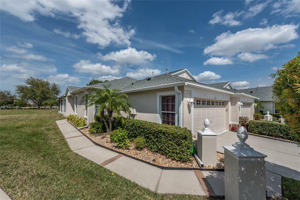 Property Photo:  11331 Cambray Creek Loop  FL 33579 