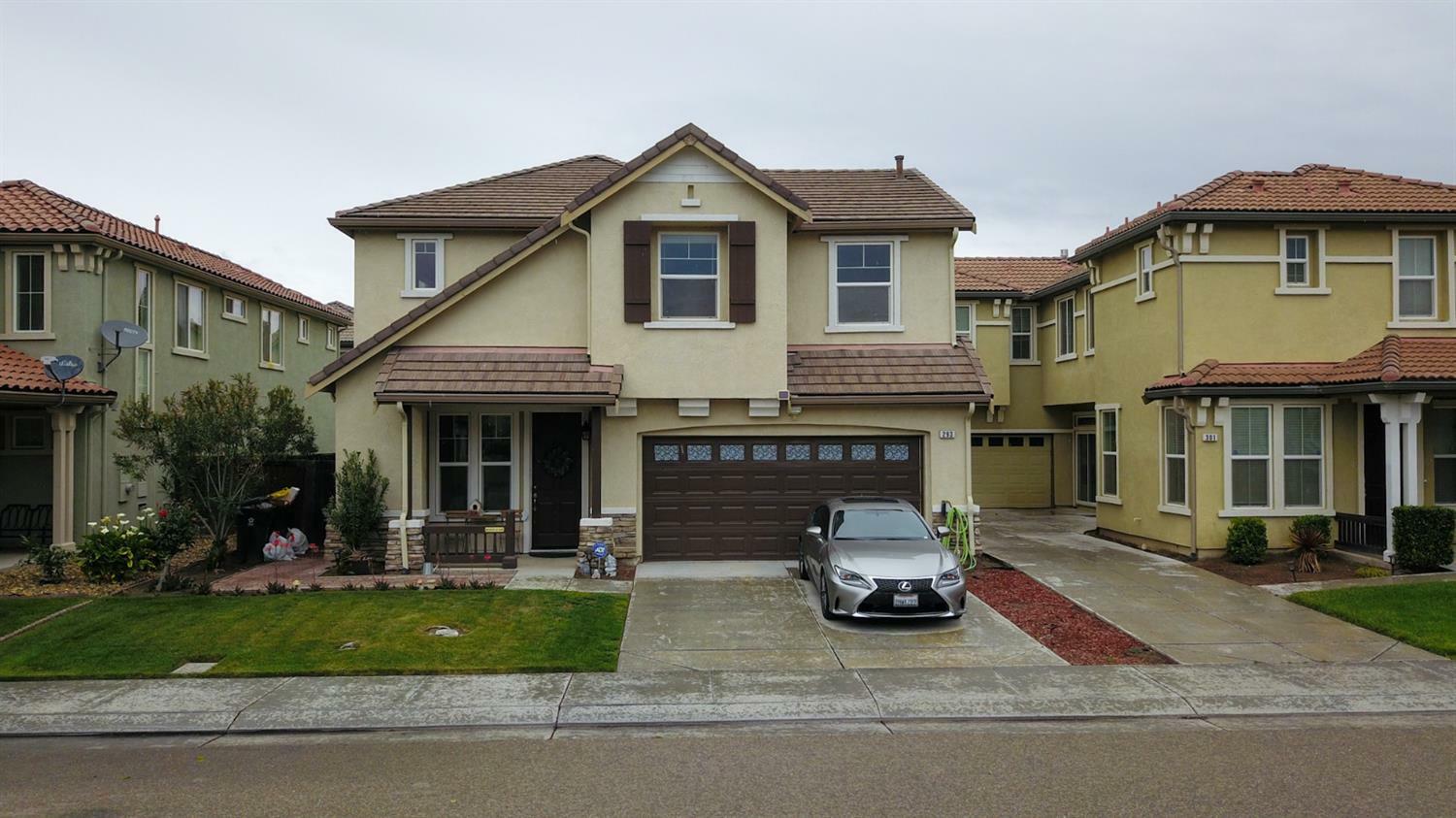 Property Photo:  293 Pennant Avenue  CA 95330 