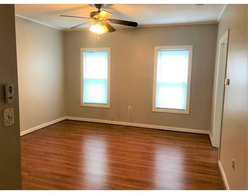 Property Photo: 194 Main Street 1 MA 02148
