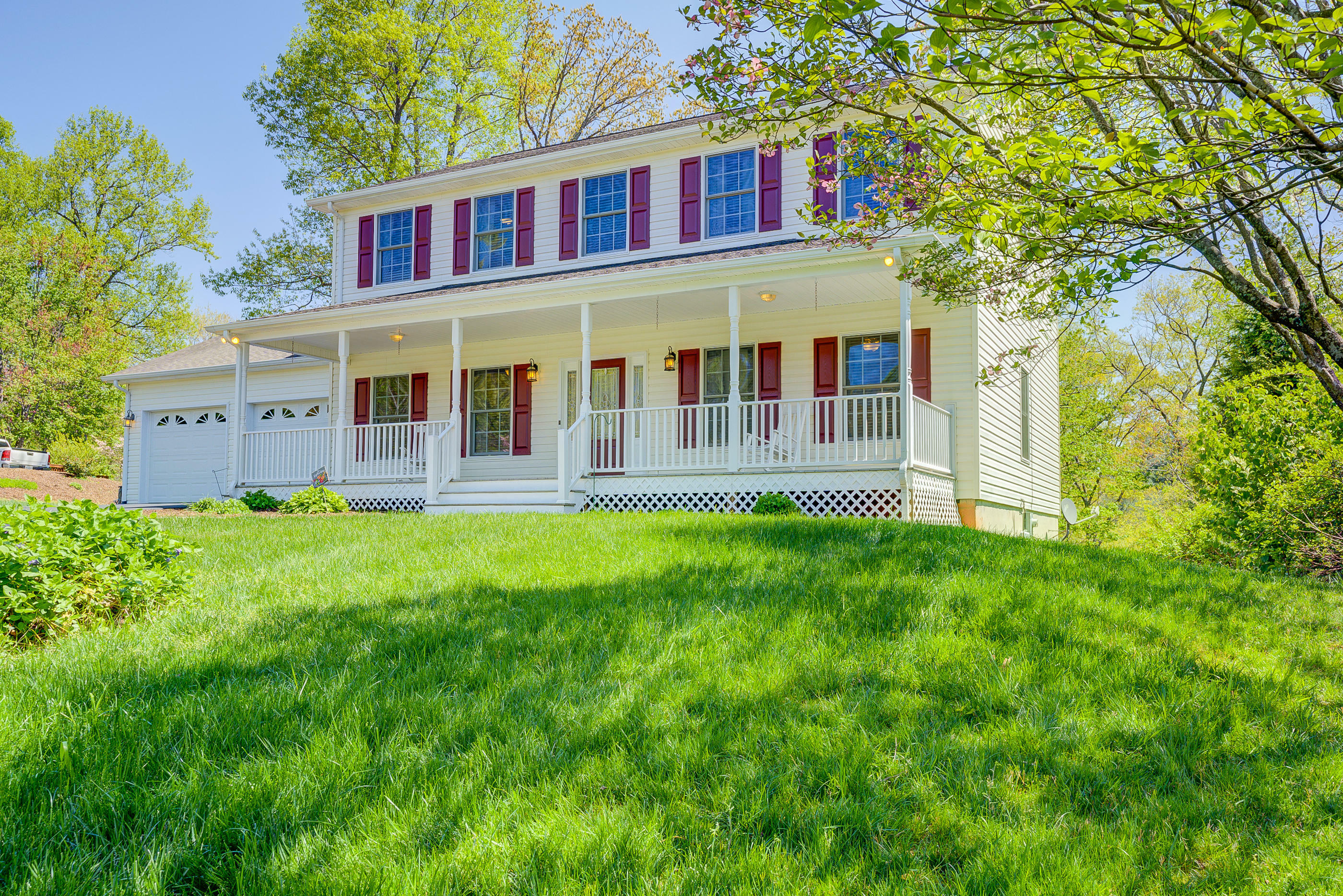 Property Photo:  32 Crestwood Dr  VA 24065 