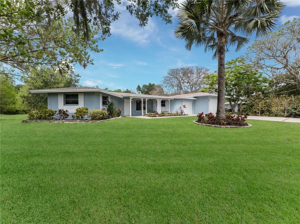 Property Photo: 588 Ken Hubbard Road FL 34250