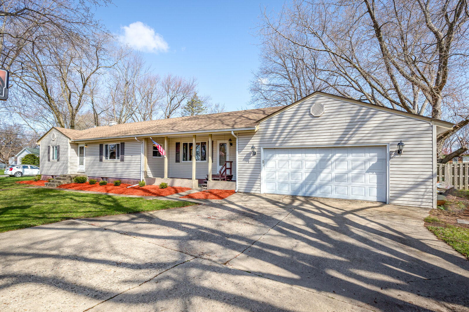 Property Photo:  402 5th Avenue  IL 60152 