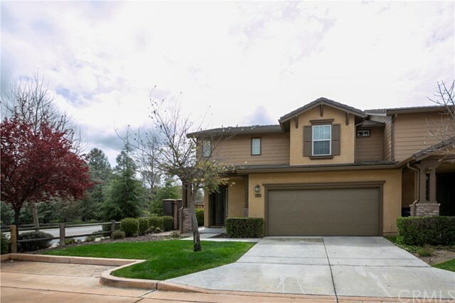 Property Photo:  11815 Cala Court 270  CA 93422 