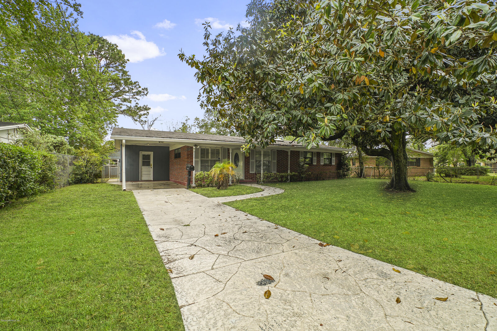 Property Photo: 7424 Arble Drive FL 32211