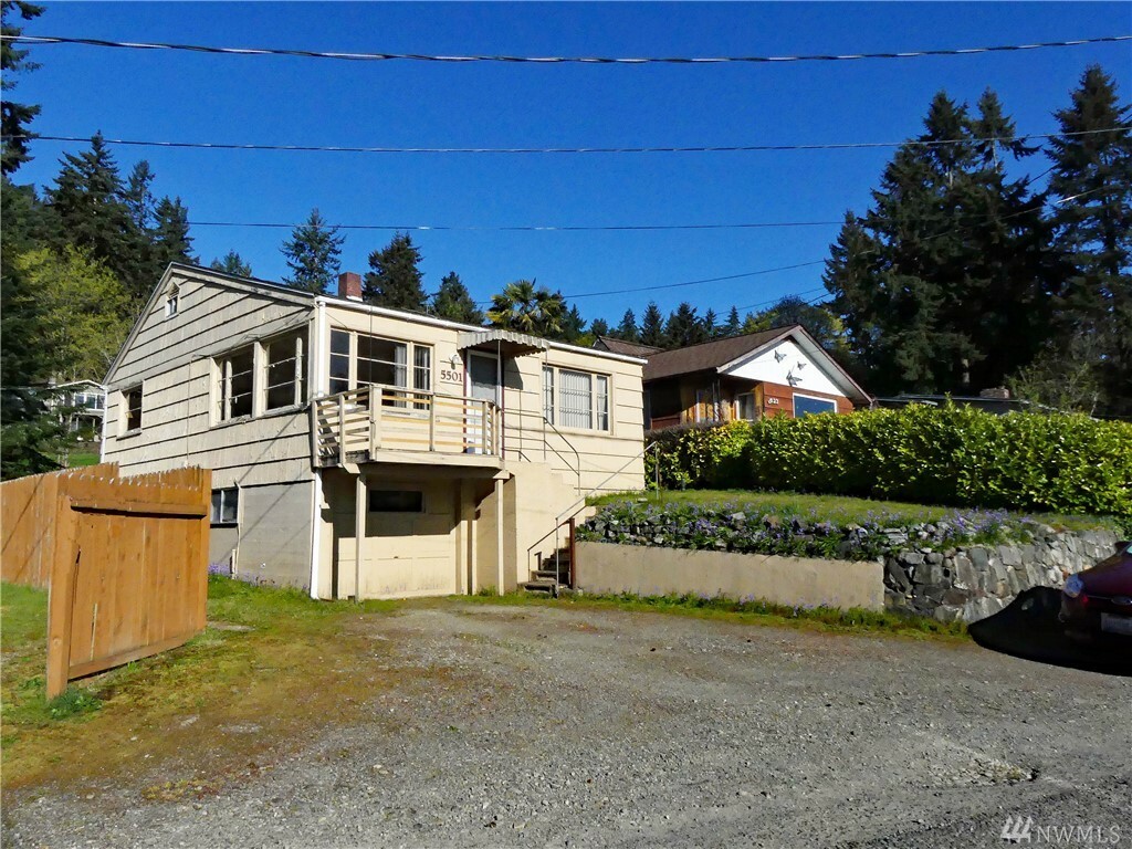 Property Photo:  5501 Madrona Ave NE  WA 98311 